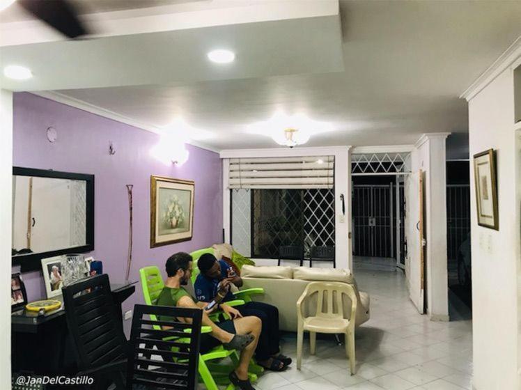 Casa Feliz Hostal サンタ・マルタ エクステリア 写真