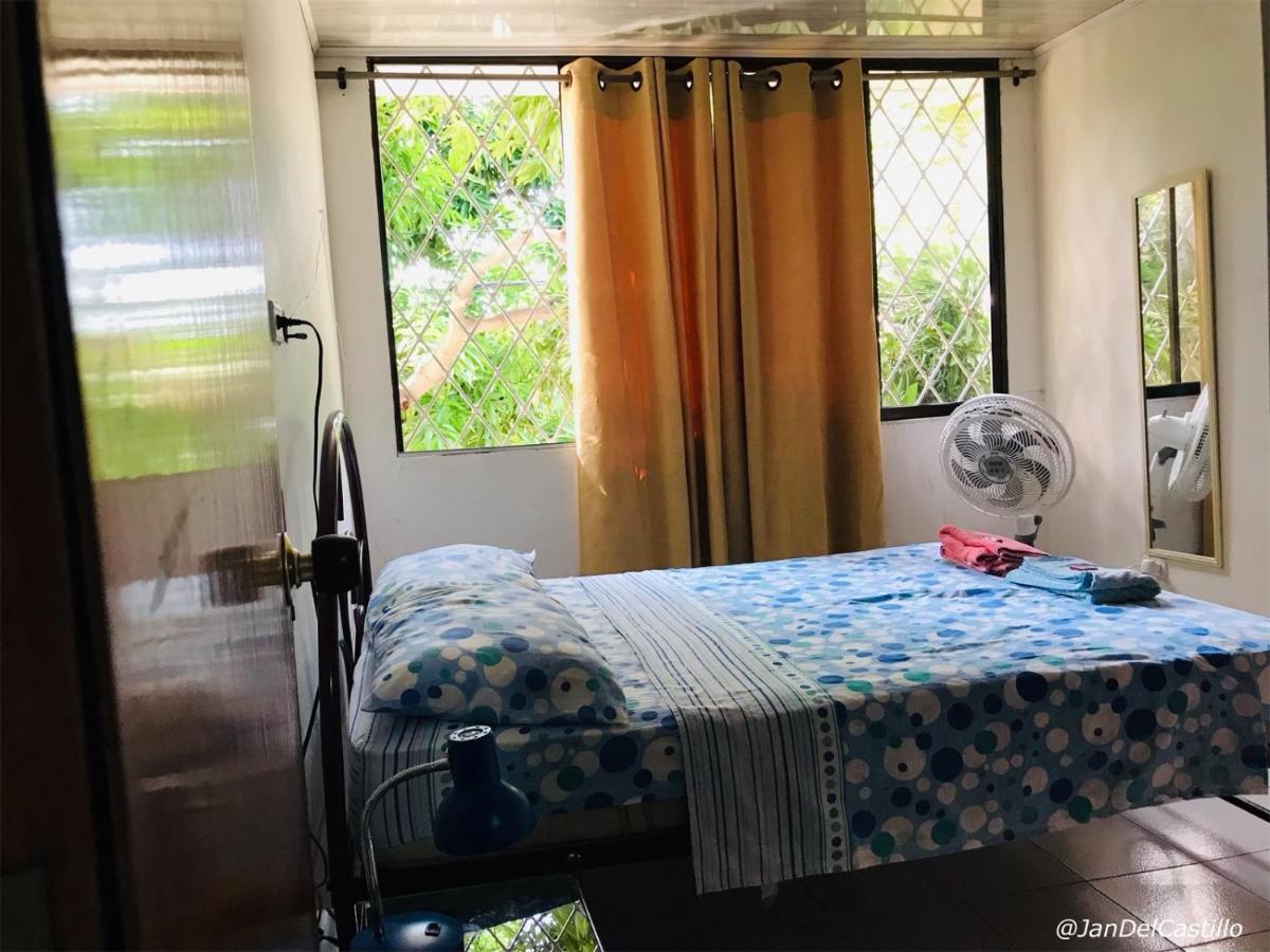 Casa Feliz Hostal サンタ・マルタ エクステリア 写真