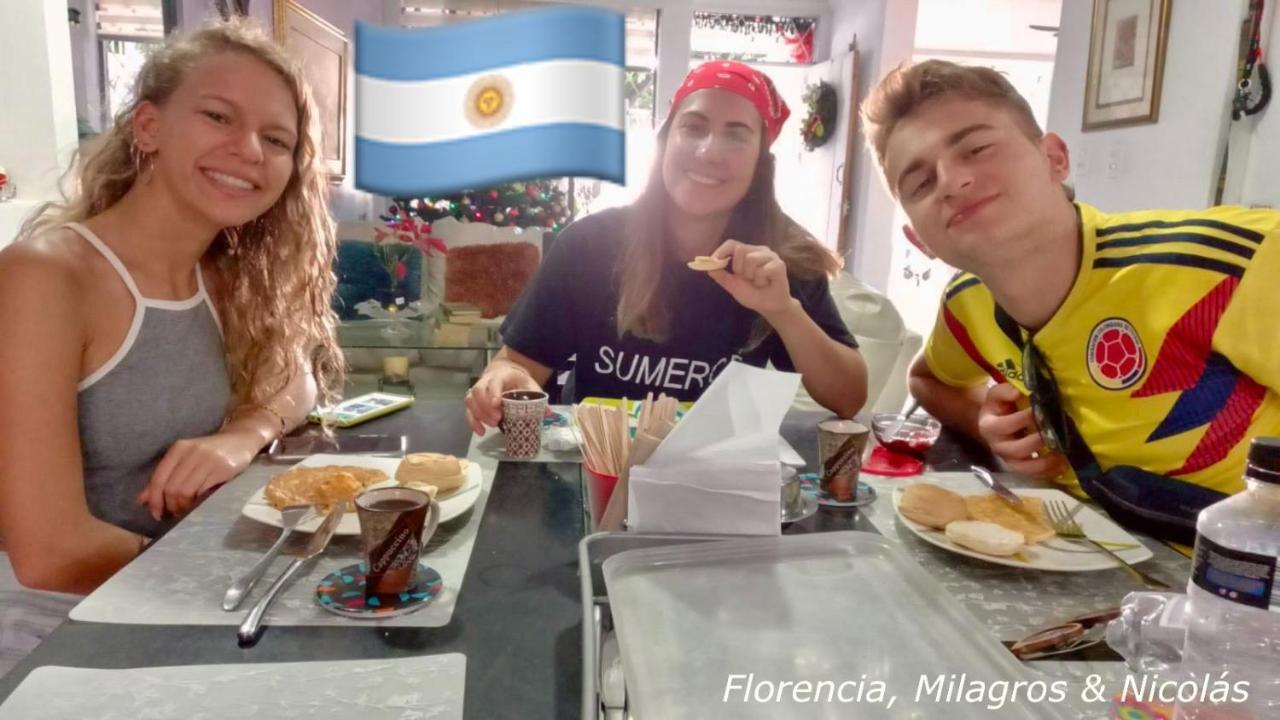 Casa Feliz Hostal サンタ・マルタ エクステリア 写真