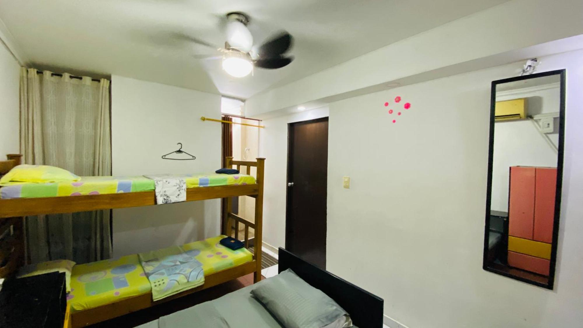 Casa Feliz Hostal サンタ・マルタ エクステリア 写真